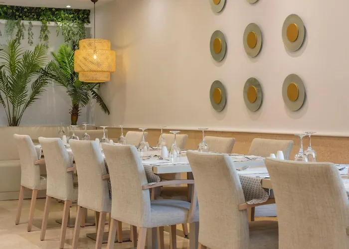 Valentin Somni & (adults Only) 4*