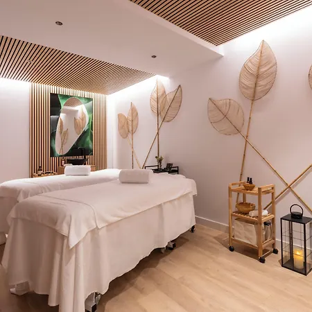 Valentin Somni & (adults Only) Szálloda