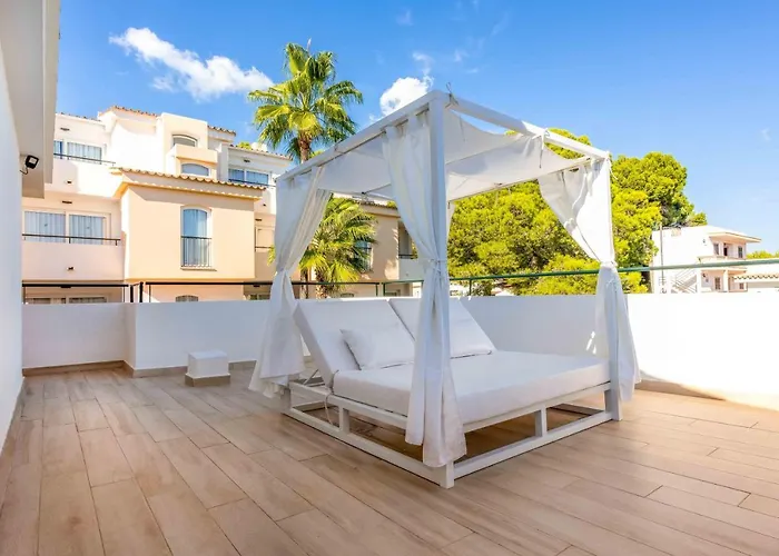 Valentin Somni & (adults Only) 4*